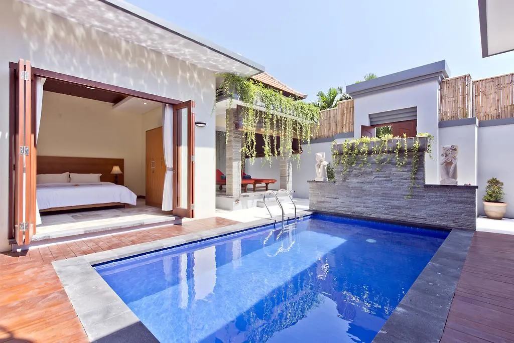 Seminyak Villa 세미냑